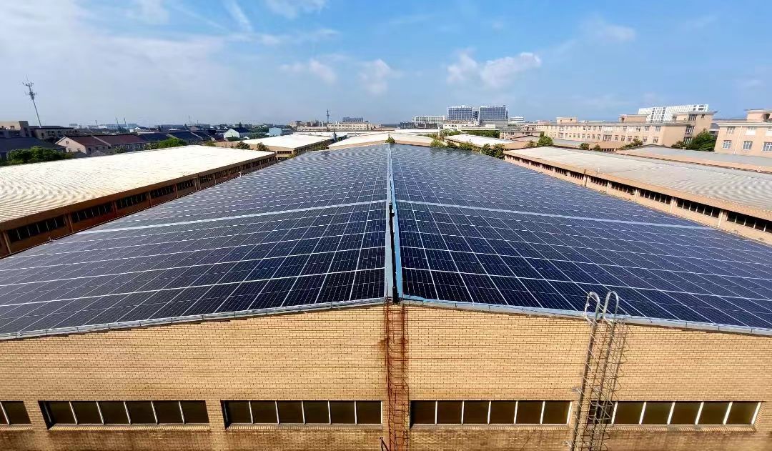 中水物資上海公司助力德清東方工貿屋頂光伏項目并網(wǎng)發(fā)電