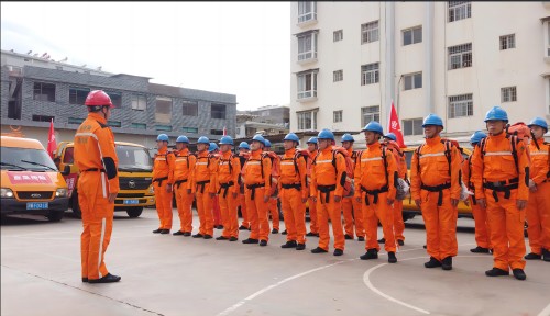 國(guó)網(wǎng)會(huì)理市供電公司:實(shí)戰(zhàn)拉練 迎夏峰保供電