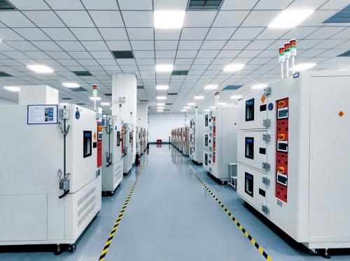 發(fā)揮儲(chǔ)能系統(tǒng)領(lǐng)域優(yōu)勢(shì)，海博思創(chuàng)堅(jiān)定不移推動(dòng)能源消費(fèi)革命