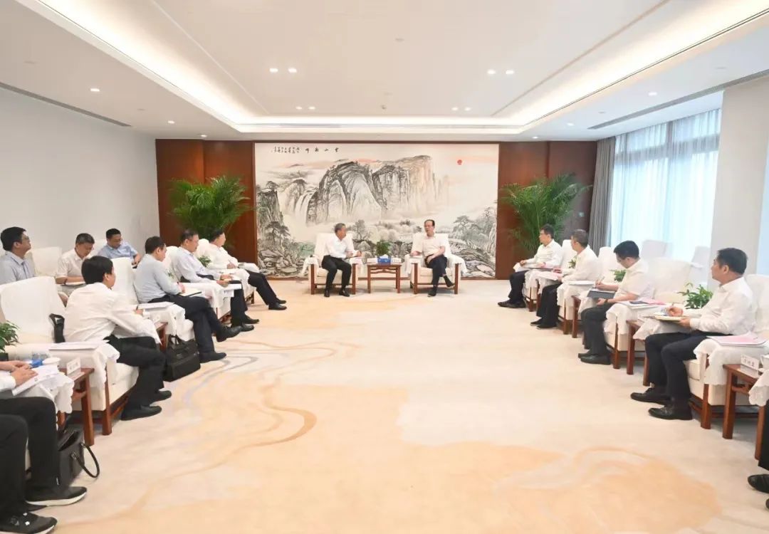 中國(guó)電建黨委書記、董事長(zhǎng)丁焰章會(huì)見南瑞集團(tuán)董事長(zhǎng)、黨委書記山社武