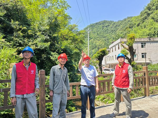 湖北竹溪供電公司：群眾身邊無(wú)小事，靶向施治保供電