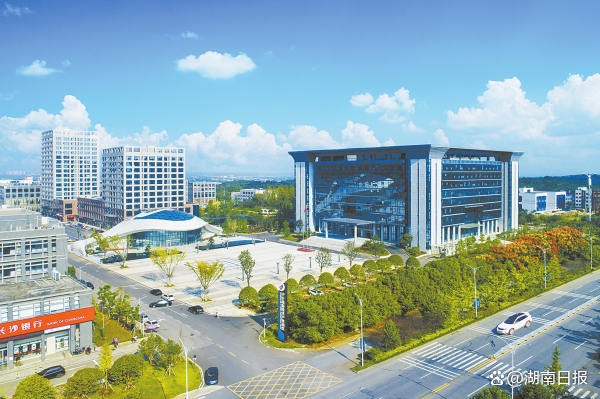 新能源產(chǎn)業(yè)，湖南領(lǐng)跑儲能賽道