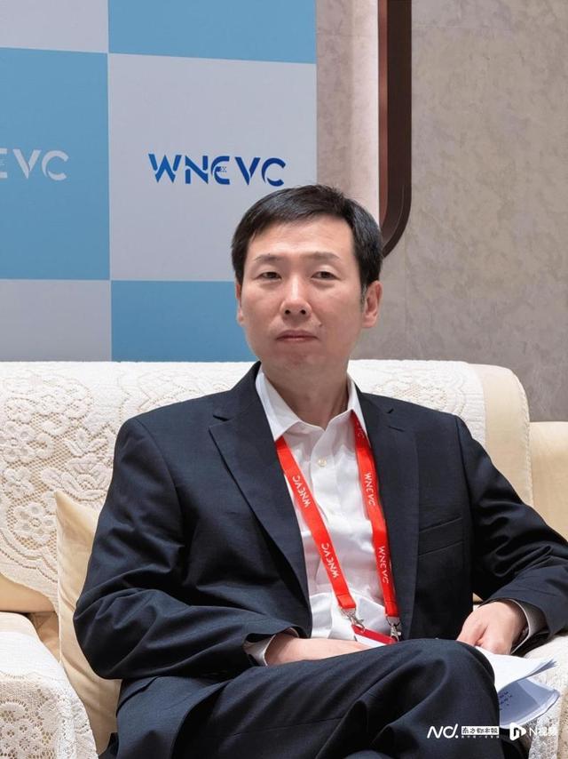 侯福深：車(chē)企應(yīng)達(dá)成全球合作共識(shí)，促進(jìn)新能源汽車(chē)發(fā)展