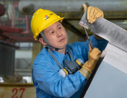 大國工匠柳祥國：匠心筑夢，鋅電解領(lǐng)域的創(chuàng)新先鋒