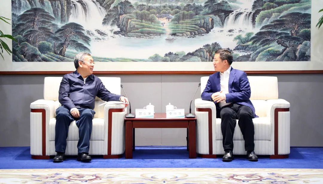 中國電氣裝備黨委書記、董事長李洪鳳會(huì)見國家