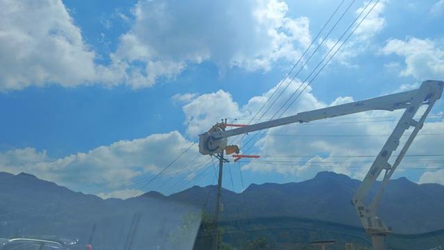 畢節(jié)市郊供電局成功投運10千伏撒昌線，提升供電可靠性