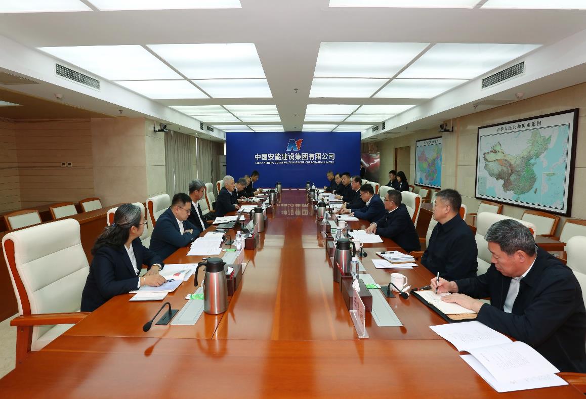 中國安能集團黨委書記、董事長陳奕輝與中國一重集團黨委書記、董事長徐鵬舉行工作會談