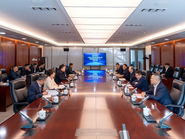 華電集團(tuán)副總經(jīng)理吳敬凱會見中國電建黨委常委、副總經(jīng)理徐鵬程