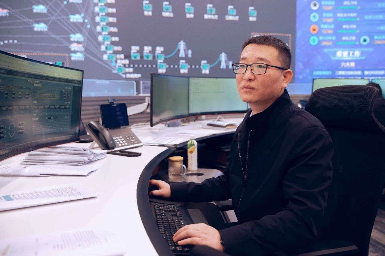 劉海峰：以創(chuàng)新融合 “戰(zhàn)略 + 運(yùn)營”，基石系統(tǒng)構(gòu)建者