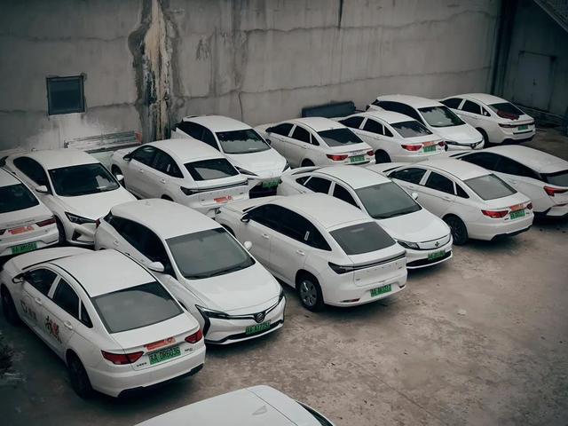 新能源網(wǎng)約車頻遭“拒?！?，“一險難求”難在哪?