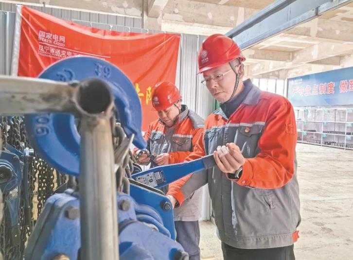 李俊鵬：走南闖北建電網，施工細節(jié)見真章