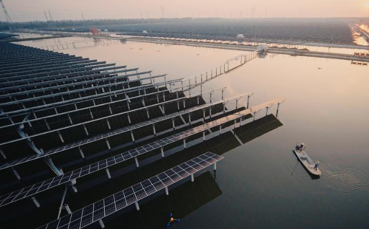 悅達(dá)華輝華豐農(nóng)場西176兆瓦漁光互補發(fā)電項目并網(wǎng)