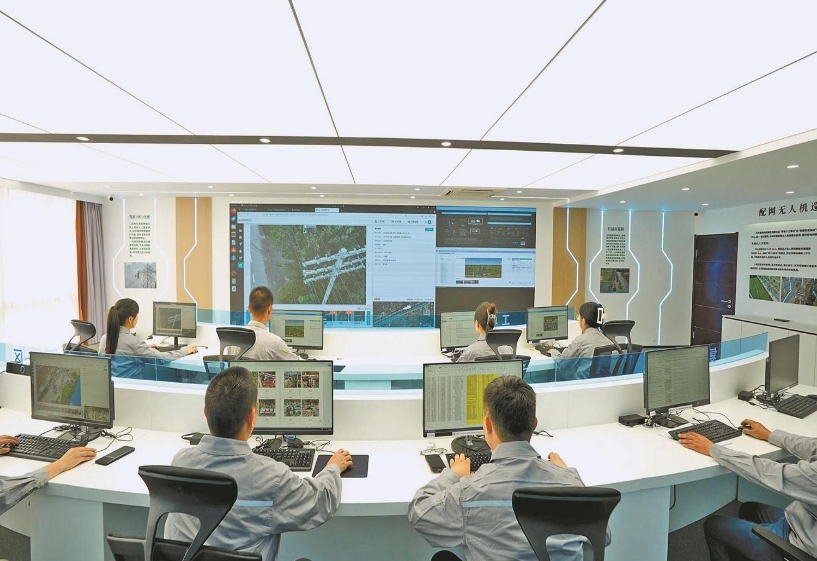 安徽淮南供電公司研發(fā)應(yīng)用配網(wǎng)無(wú)人機(jī)自適應(yīng)巡檢技術(shù)