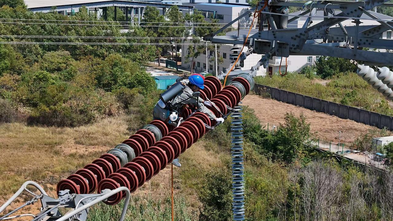 智賦荊楚電啟未來，國網(wǎng)湖北電力應(yīng)用人工智能賦能電網(wǎng)高質(zhì)量發(fā)展