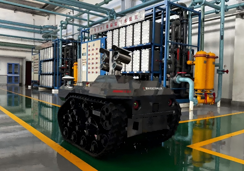 國(guó)家電投霍林河坑口發(fā)電公司巡檢機(jī)器人投入使用